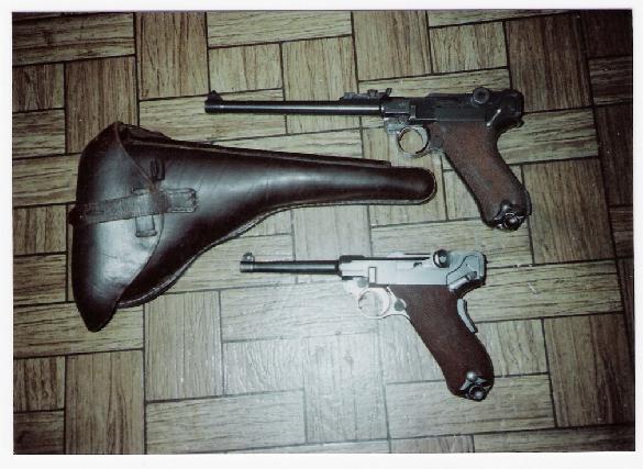 1918 Artillery Lugar-Holster & 1900 AM Eagle Lugar