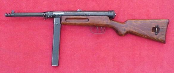 Beretta M38/42.