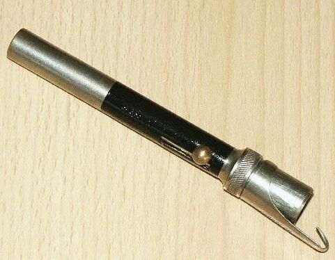 Pen Gun (Unknown) Contact the contributor if you have more information.