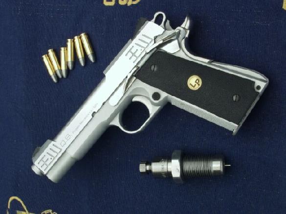 P7000 Pistol