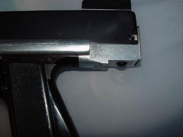 FireFly SMG uses S&W M59 magazine